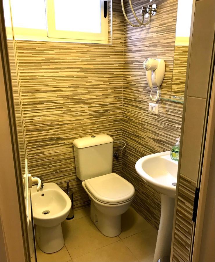 Home Away From Home Apartment Durrës Eksteriør billede